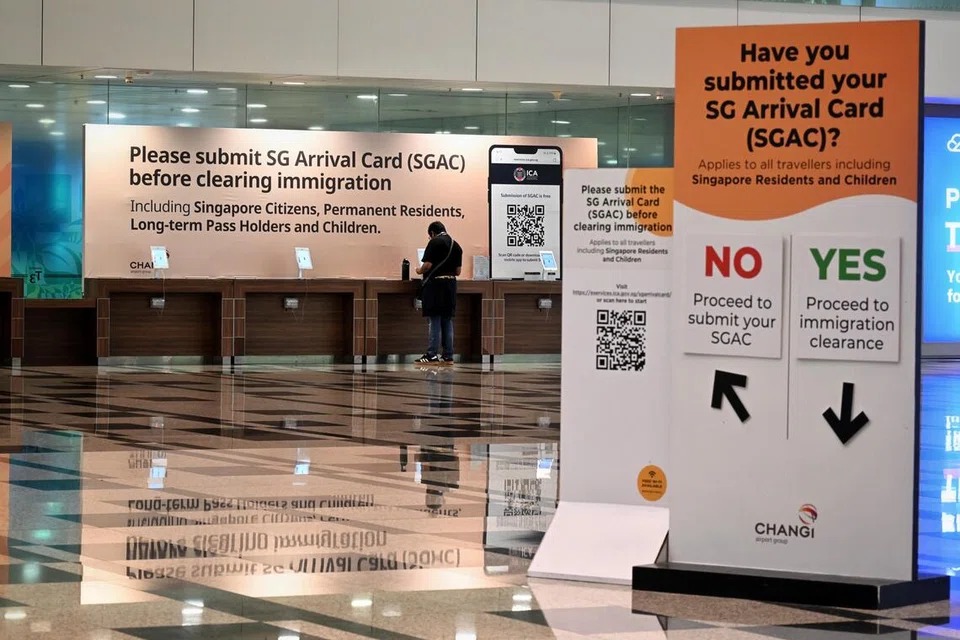 சிங்கப்பூர் செல்லும் பயணிகளுக்கு முக்கிய அறிவிப்பு..! Arrival Card-ல் புதிய வசதிகள்..!!